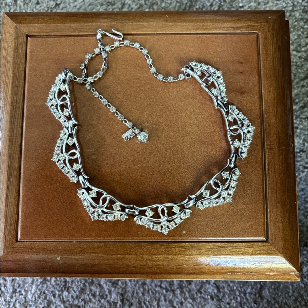 Emmons Silver Filigree Necklace with Geometric Design.  (DISCOUNT: 3/$30)